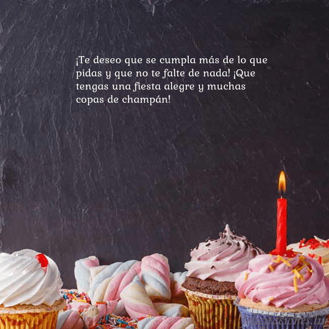 Tarjeta con muchos cupcakes y una vela ¡Te deseo que se cumpla más de lo que pidas y que  Tarjeta con muchos cupcakes y una vela