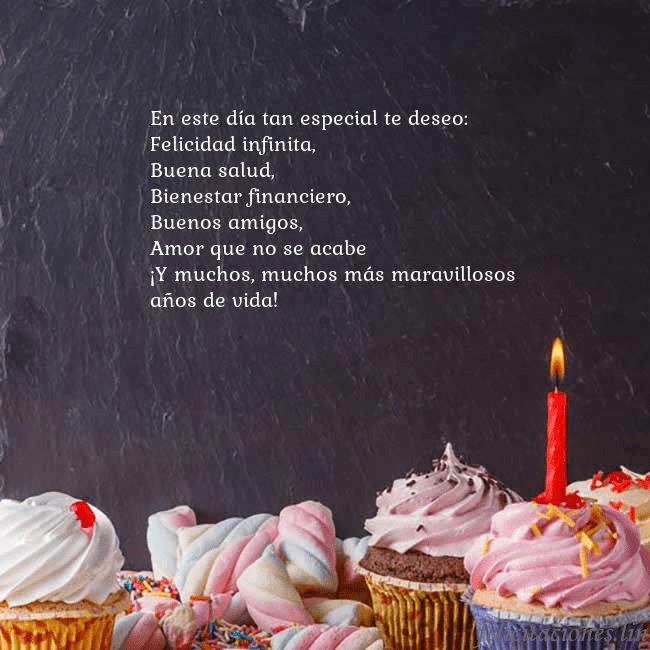 Tarjeta con muchos cupcakes y una vela En este día tan especial te deseo:
Felicidad infin Tarjeta con muchos cupcakes y una vela