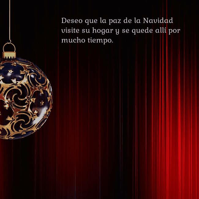 Tarjeta roja con un lujoso juguete de árbol de Navidad